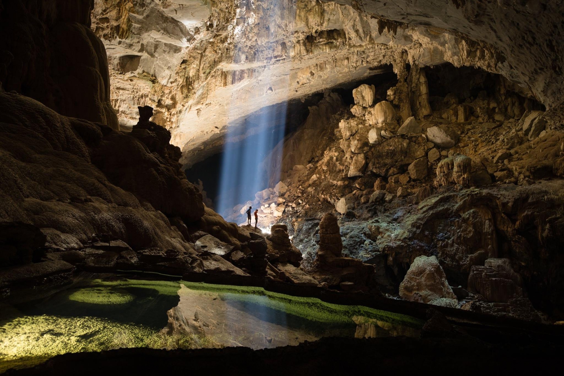 Discover the alluring attraction of Paradise Cave discover the alluring attraction of paradise cave
