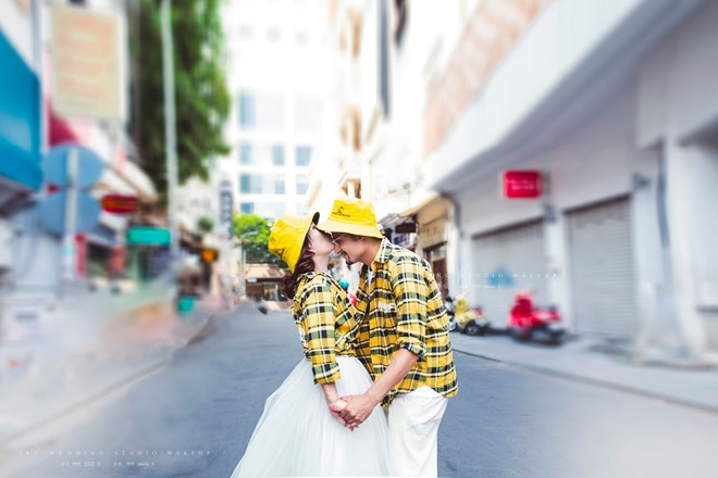 Sweet wedding shots of the 65-Vietnamese bride with her 24 -Pakistani groom spur Internet joy sweet wedding shots of the 65 vietnamese bride with her 24 pakistanian groom spur internet joy