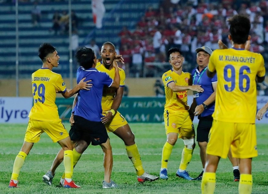 global press lauded vietnamese football for early return amid covid 19 pandemic