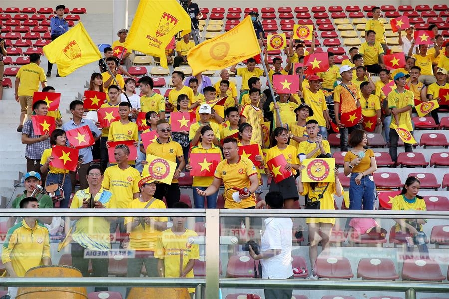 global press lauded vietnamese football for early return amid covid 19 pandemic