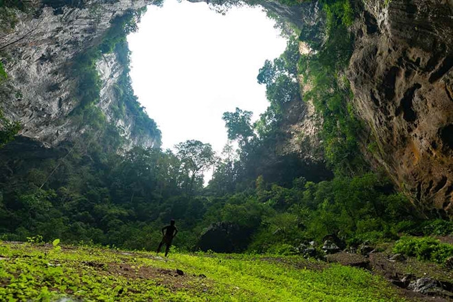 mesmerizing photos of kong collapse central vietnam