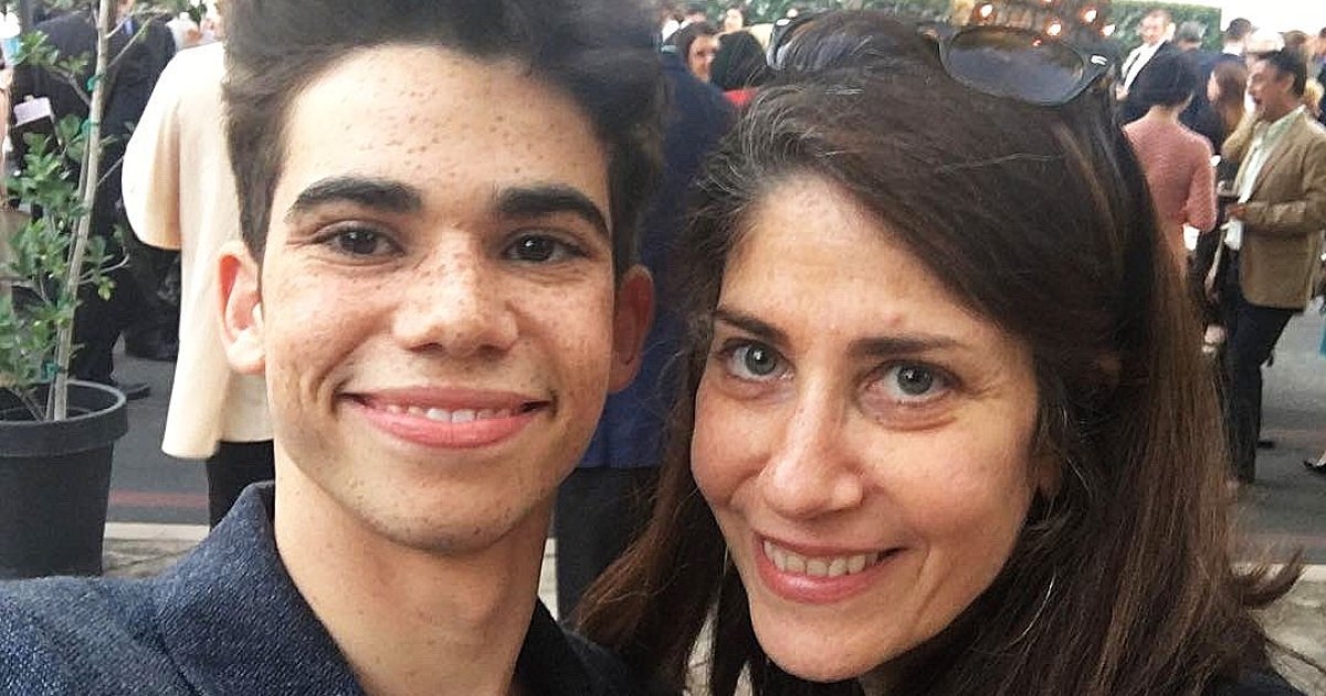 us news today youtuber myka stauffer faces backlash for rehoming 4 year old adopted chinese son with autism