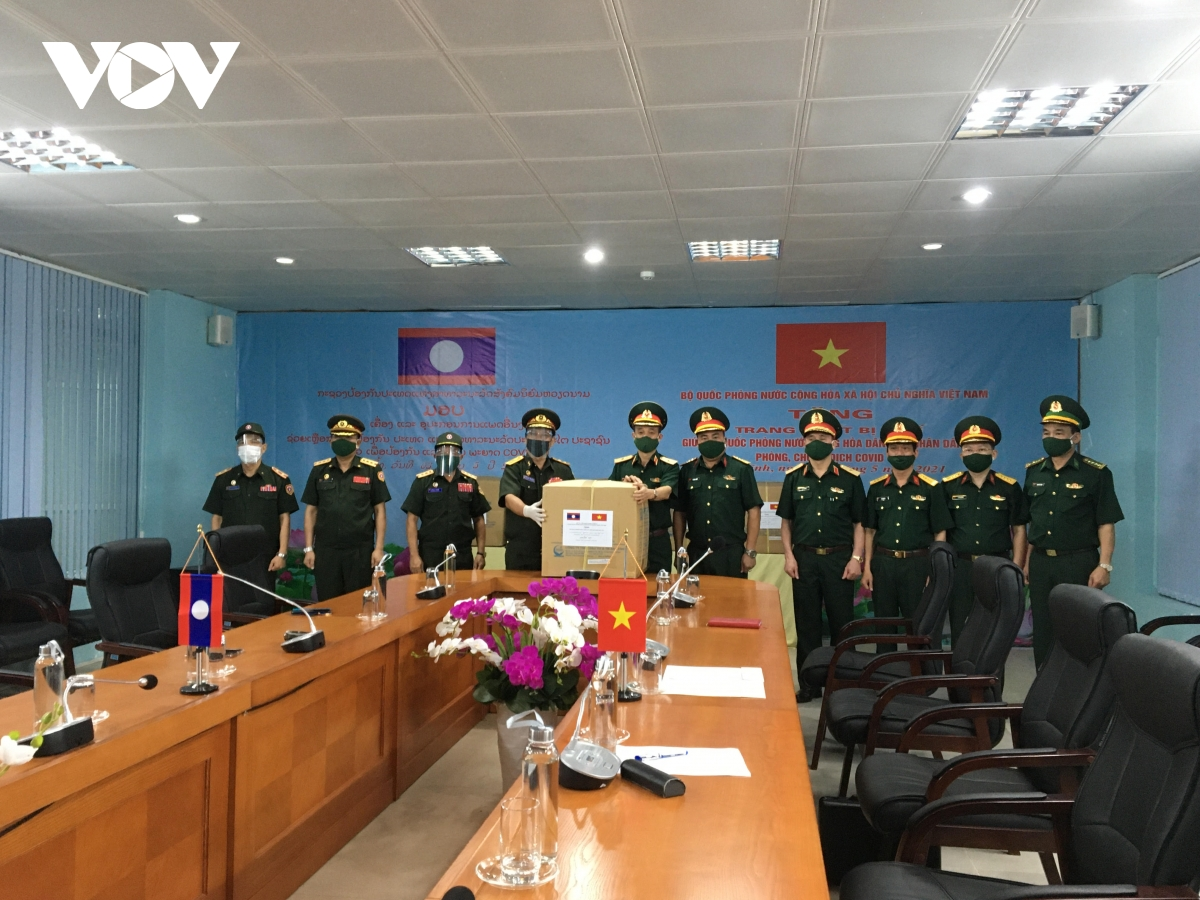 Vietnamese experts dispatched to Laos for Covid-19 support