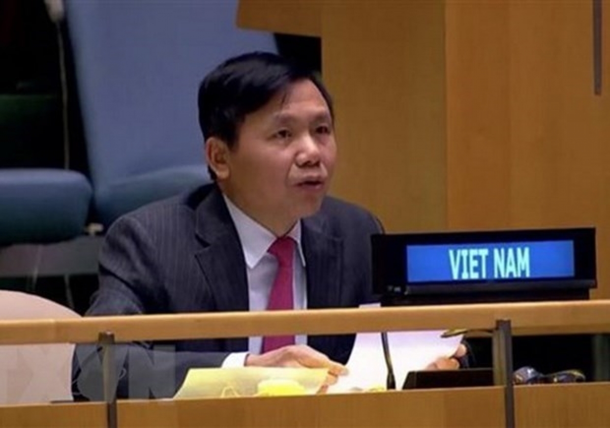 Vietnam News Today (May 6): PM Pham Minh Chinh chairs first regular Government meeting