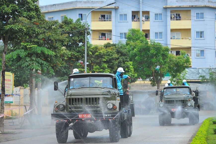 In photos: Army force disinfects Covid-infected hospital