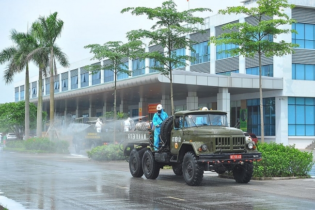 In photos: Army force disinfects Covid-infected hospital