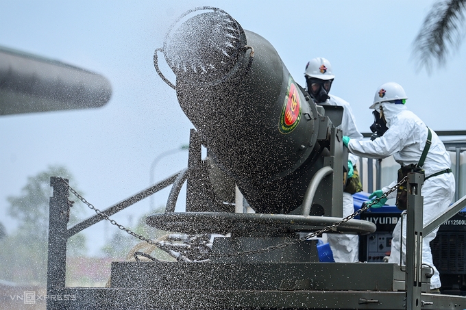Experts: Vietnam’s Covid-19 might peak in next 2 weeks