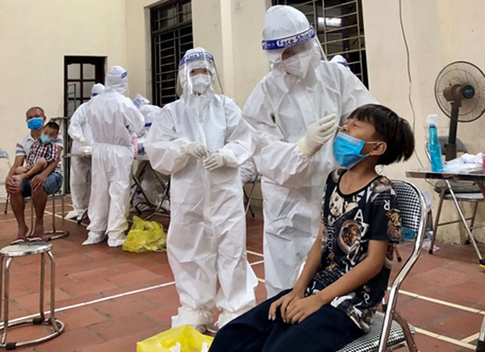 Heart-wrenching photos of exhausted frontline health workers