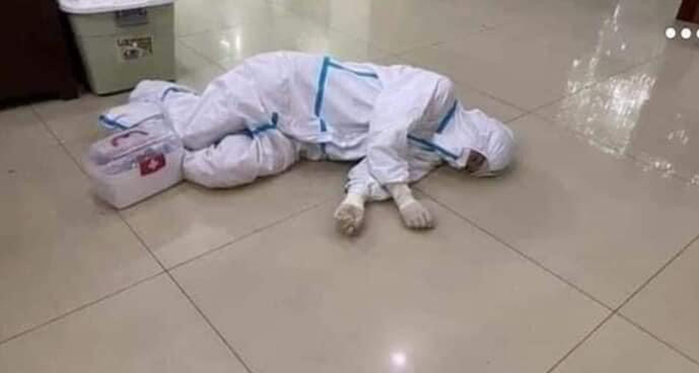 Heart-wrenching photos of exhausted frontline health workers
