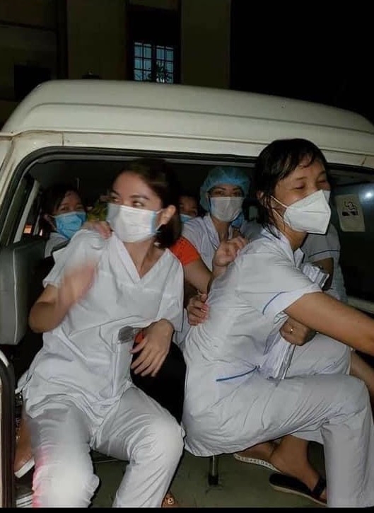 Heart-wrenching photos of exhausted frontline health workers