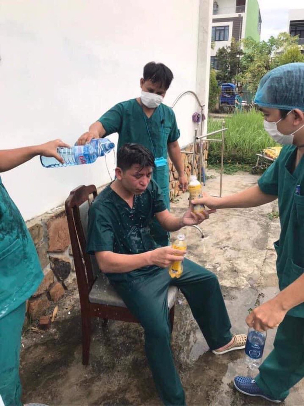 Heart-wrenching photos of exhausted frontline health workers