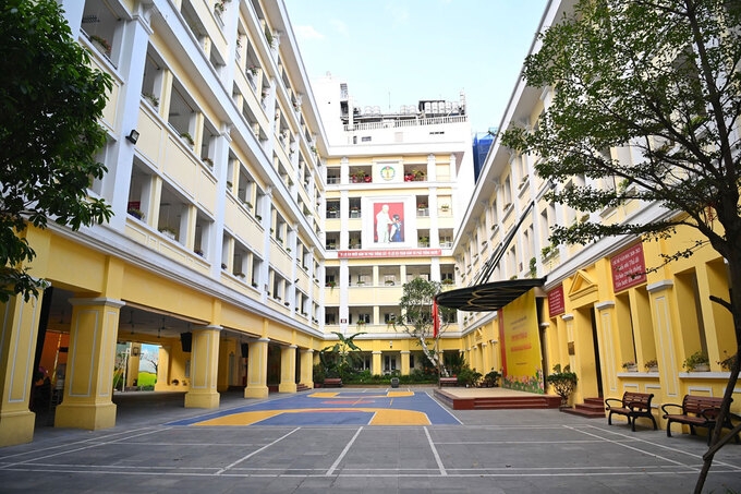 Hanoi students take summer break two weeks early