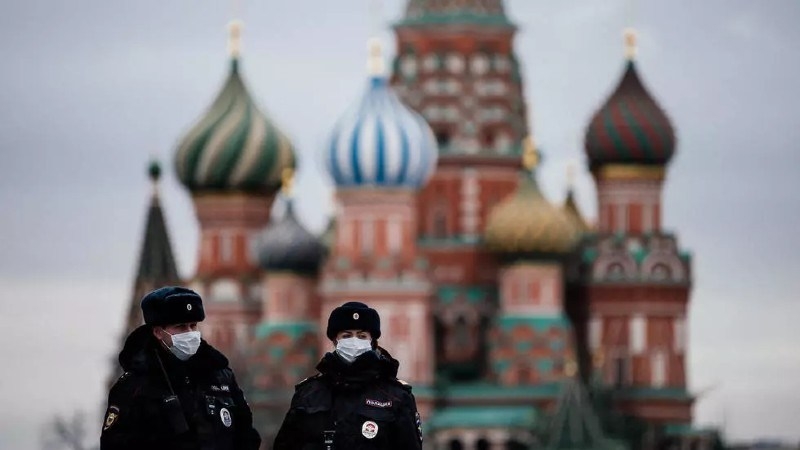 world news today mass protests set off fear of new coronavirus outbreaks