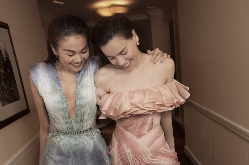 Cong Tri's lastest collection made debut on French Vogue