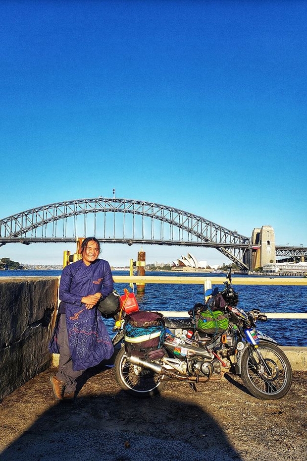 vietnamese backpacker returns vietnam