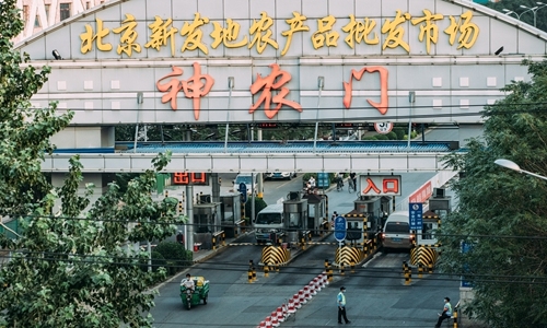 The coronavirus in Xinfadi wholesale market is considered extremely contagious