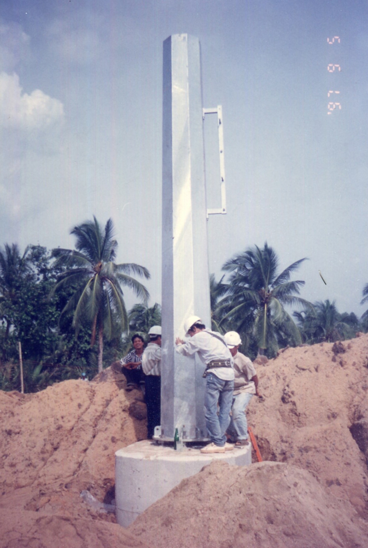 Rare old photos of first water park in Vietnam rare photos of first water park in vietnam