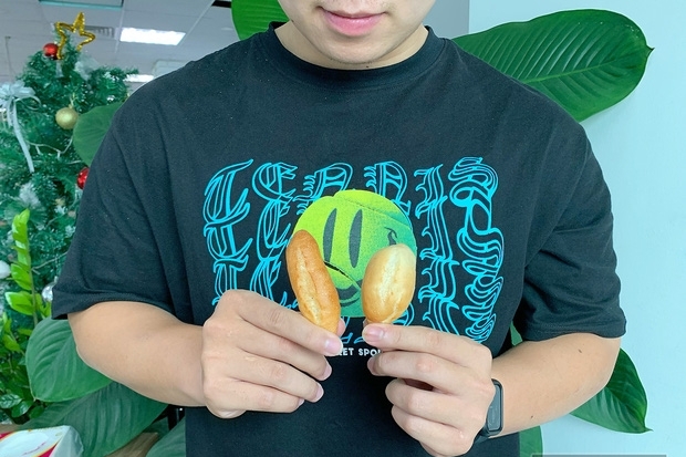 Weird Vietnamese bread loaves garner attentions