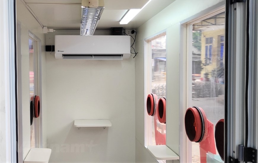 New tech to fight the pandemic in the Vietnamese heat-video