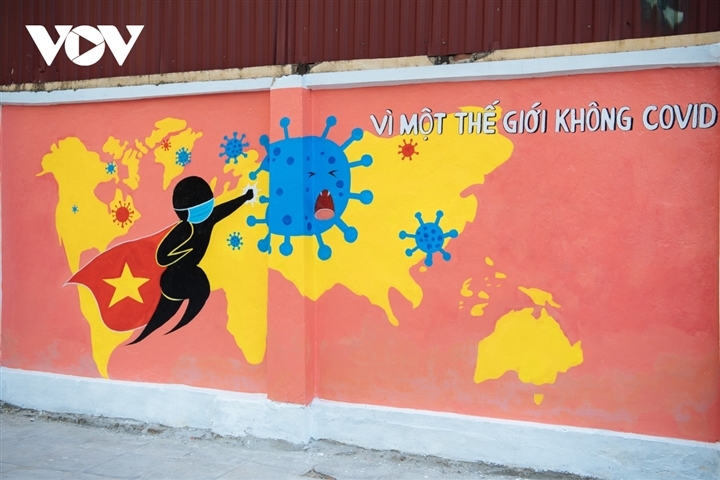 Meaningful Covid-themed graffiti paintings draw attention Meaningful Covid-themed graffiti paintings inspire passersby