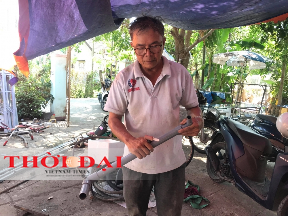 Vietnamese Farmer Creates Amphibious Bicycle for New Tourism Experience
