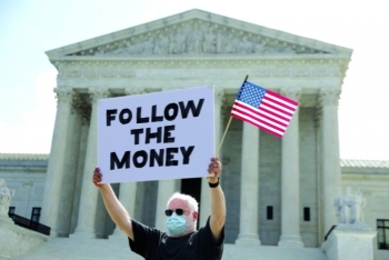 world news today july 10 supreme court rules trump must hand over financial documents to prosecutor