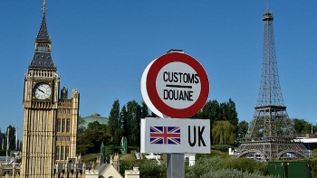 world news today july 11 britons warned of thorough eu border checks after transition period ends