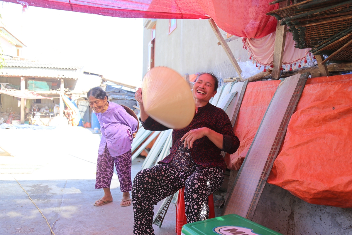 Rice paper making under burning sun in Central Vietnam