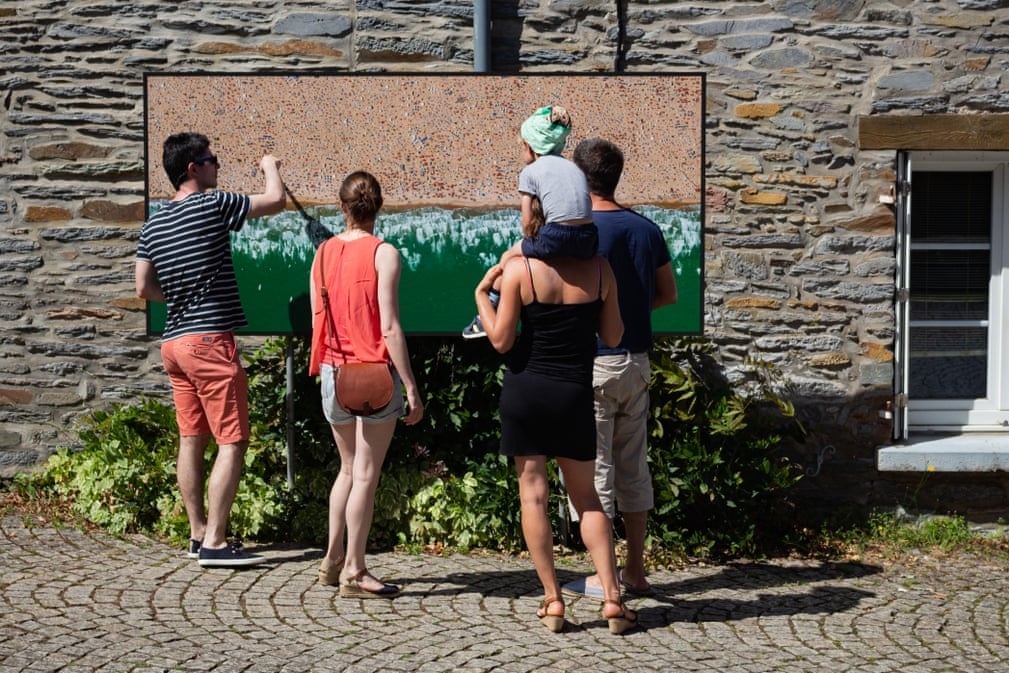 Unprecedented outdoor life activities during COVID-19 time