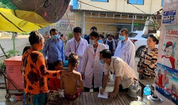 world breaking news today july 22 mystery illness outbreak strikes 92 hospitalizes 10 in campuchia