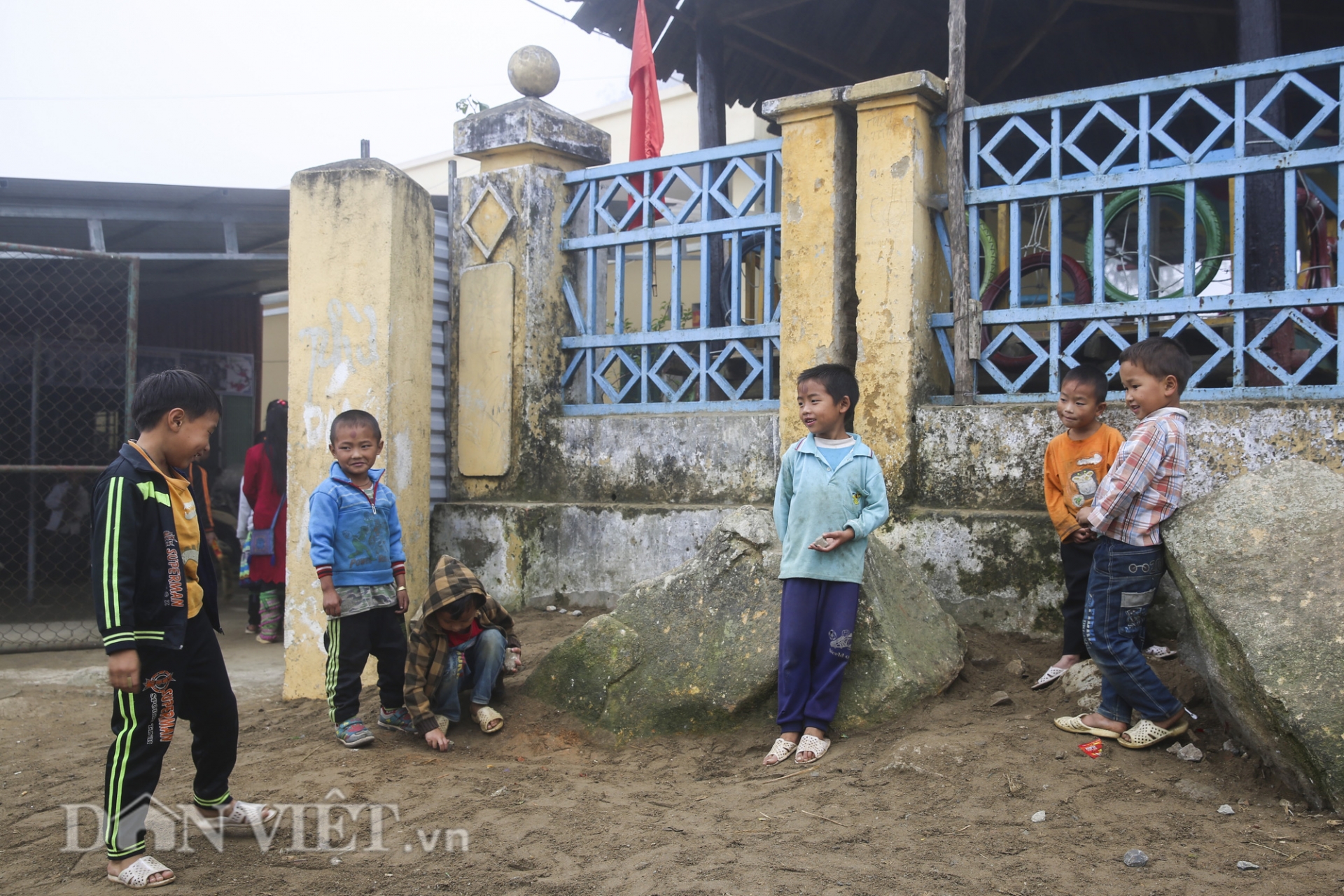 Innocent beauty of minority ethnic children in Northern Vietnam Innocent beauty of minority ethnic children in Northern Vietnam