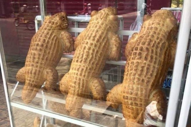 Special US$ 100 'Banh Mi' in Ho Chi Minh City