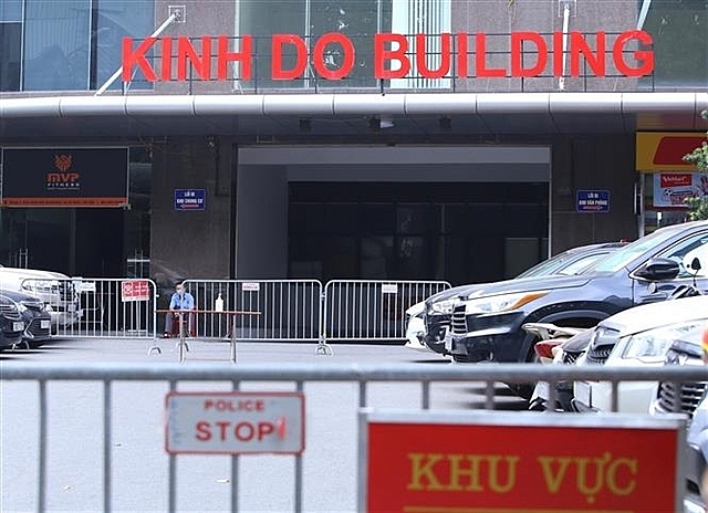 Hanoi tightens anti-pandemic measures as infections rise