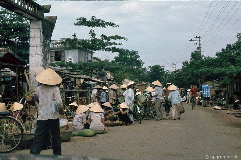 Memorable photos of daily life in Quang Nam early 1990s