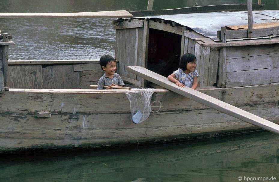 Memorable photos of daily life in Quang Nam early 1990s