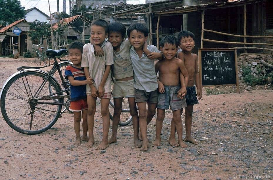 Memorable photos of daily life in Quang Nam early 1990s