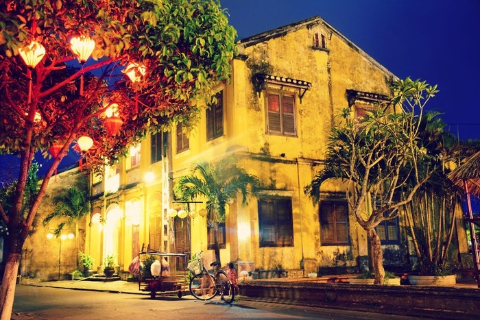Hoi An under the lens of foreign photographer A peaceful street corner.