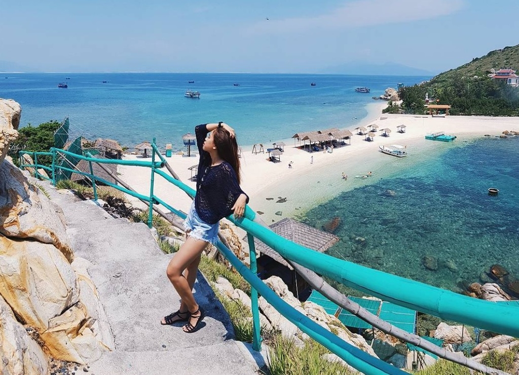 Vietnam's Top Destinations: Seven islands endowed with alluring beauty in Nha Trang