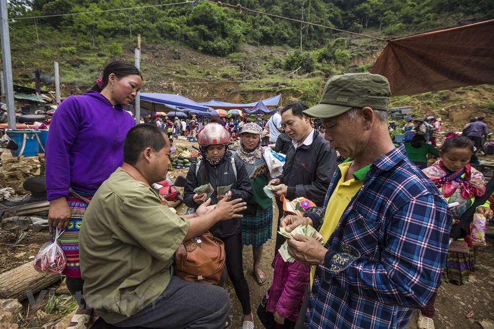 The alluring cultural beauty of moutainous market in Lao Cai The alluring cultural beauty of moutainous market in Lao Cai