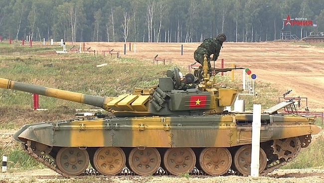 Vietnam tank crew finishes first in 2020 Tank Biathlon’s qualifying match