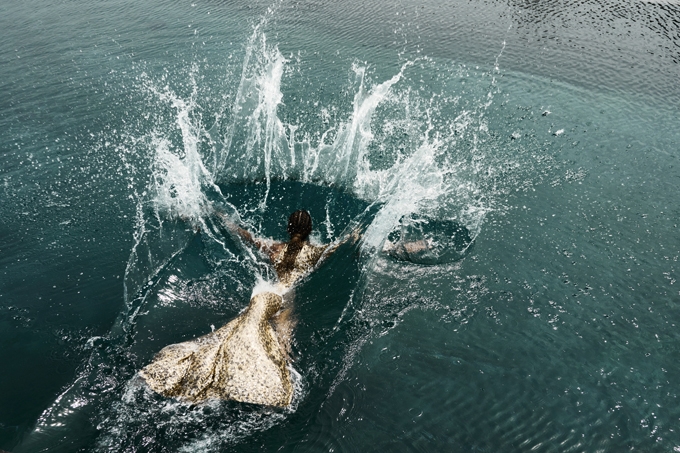 Vietnamese beauty queen’s captivating natural appeal in new photo shoot Vietnamese beauty queen’s captivating natural appeal in new photo shoot