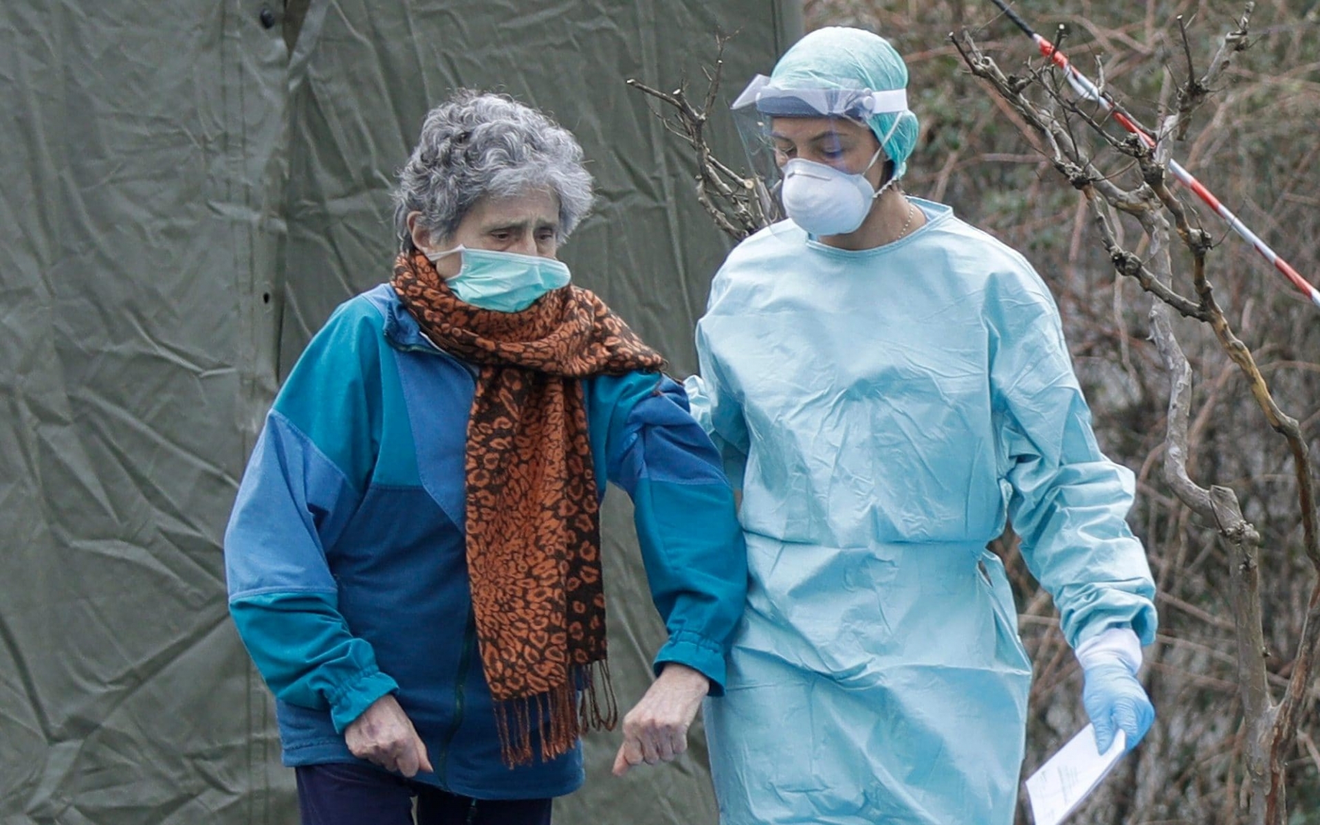 WHO's top official in europe warned that coronavirus is a “tornado with long tail”