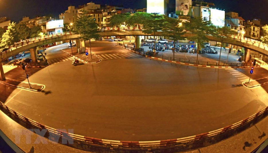 Week 3 of Hanoi Lockdown: Capital Left Deserted Amid Social Distancing