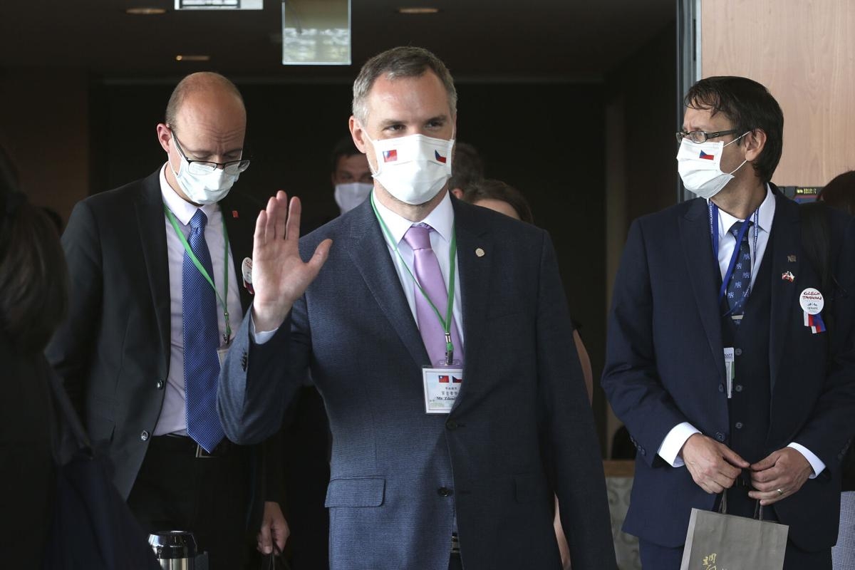 Czech Foreign Ministry will summon the Chinese ambassador to Prague after threatening statements were made against a Czech politician visiting Taiwan.