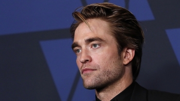 batman stars robert pattison among growing celebs list of covid 19 carriers