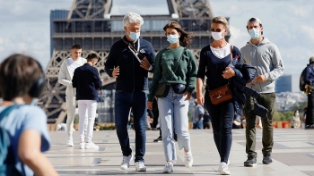 world breaking news today september 13 france sets new daily record with almost 10000 covid 19 cases