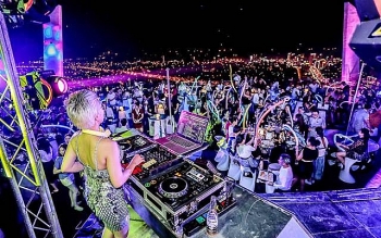 dance clubs karaoke parlors greenlighted for resumption in da nang