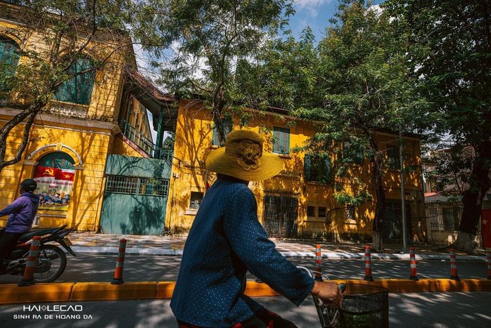 Rare Peaceful Scenes in Hai Phong City Amid Social Distancing