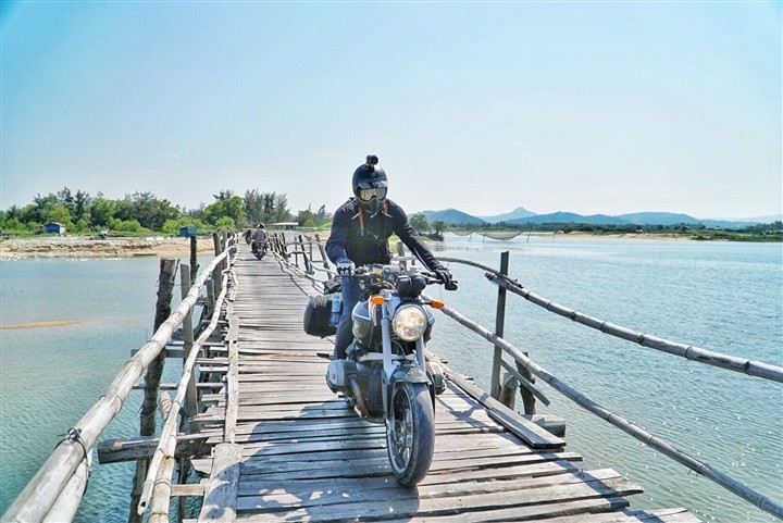 Ong Cop Bridge, Longest Wooden Bridge in Vietnam