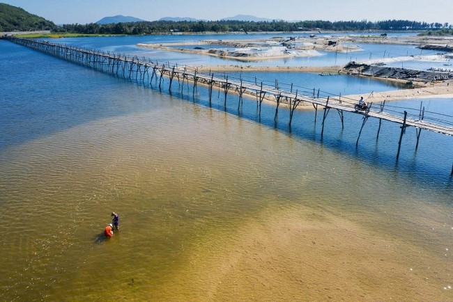 Ong Cop Bridge, Longest Wooden Bridge in Vietnam